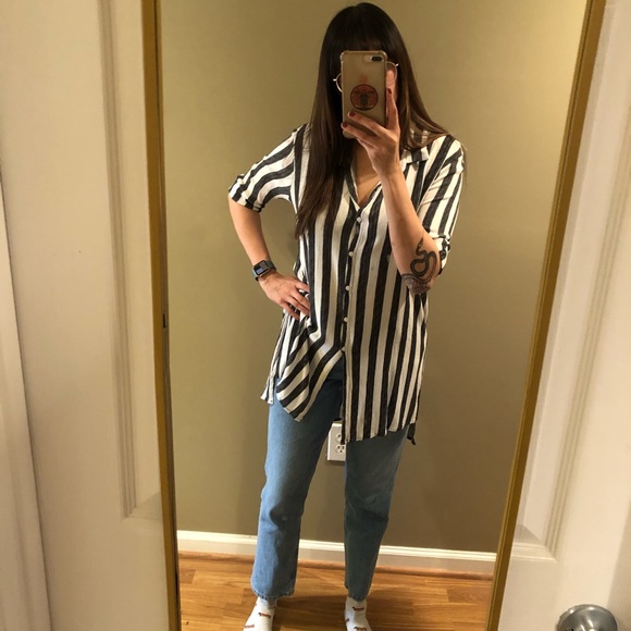 *SOLD* 
Striped Tunic Blouse - Picture 3 of 5